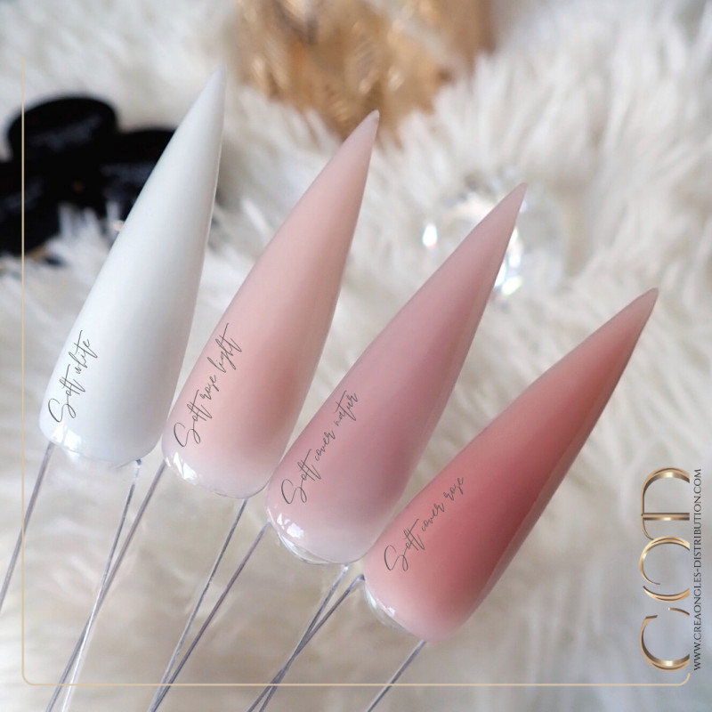 Tips fait avec l'Acrygel Soft Cover Rose