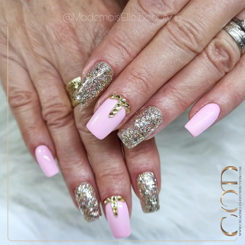Square fait avec le Gel couleur Ballerina