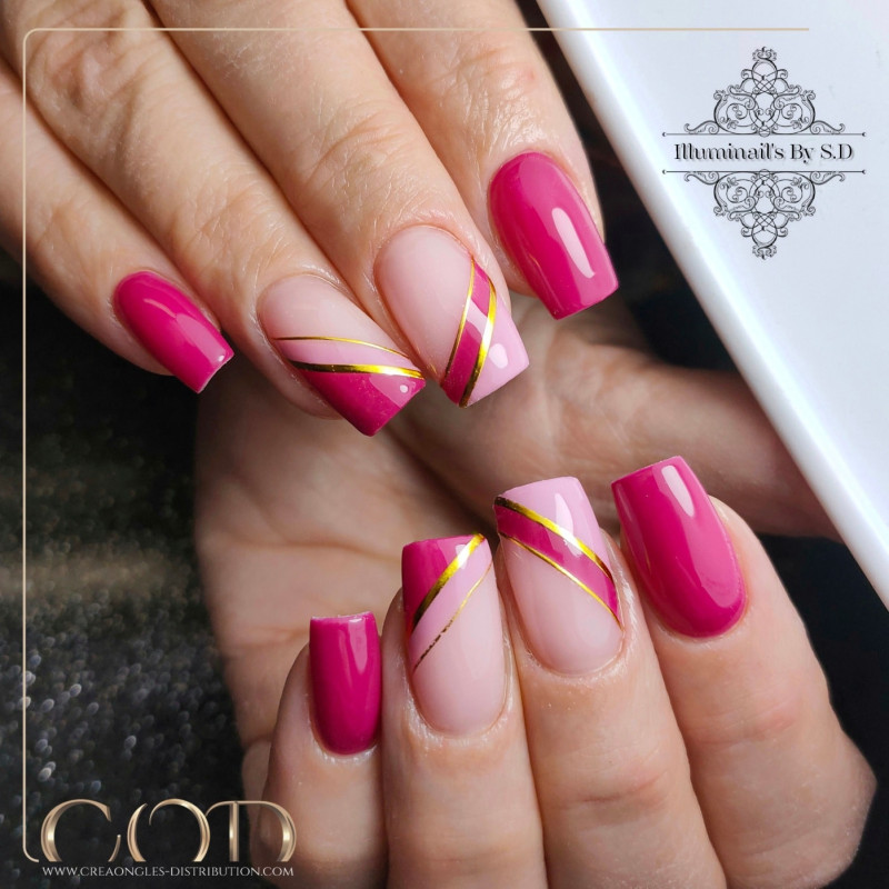 Square fait avec le Gel couleur Melody