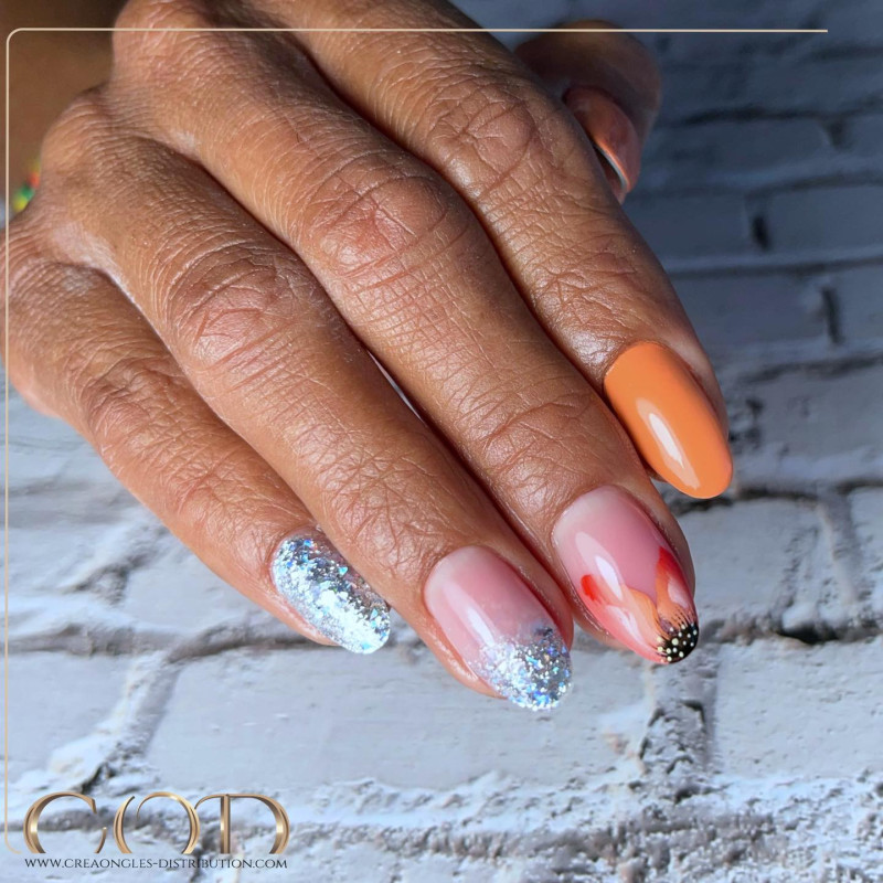 Rounded fait avec le Art Line Rust Orange