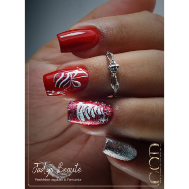 Nail art fait avec le My Color Fall In Love