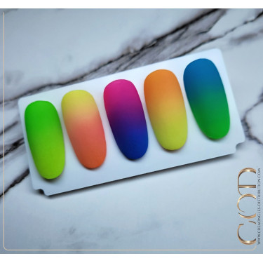 Capsules faites avec le Box Caliente Collection &nuancier