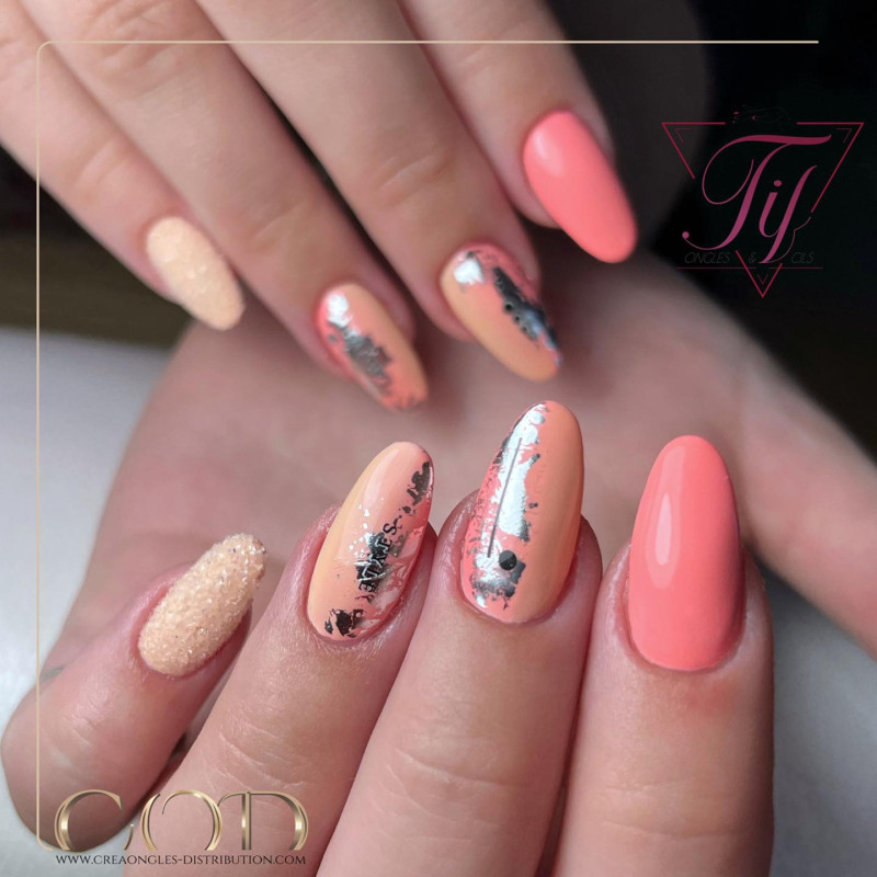 Almond fait avec le My Color Salsa
