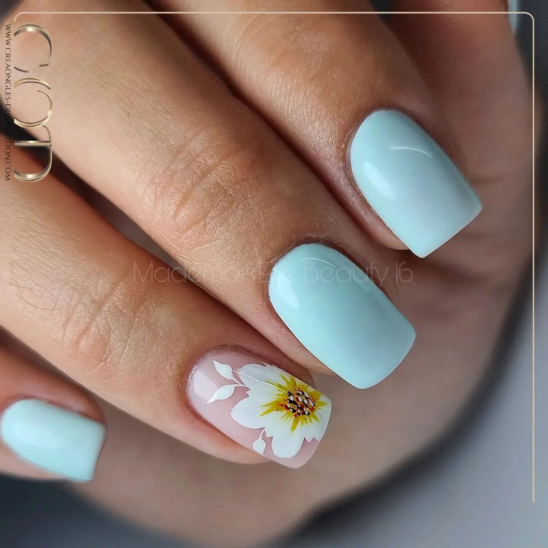 Nail art fait avec le My Color Tahiti