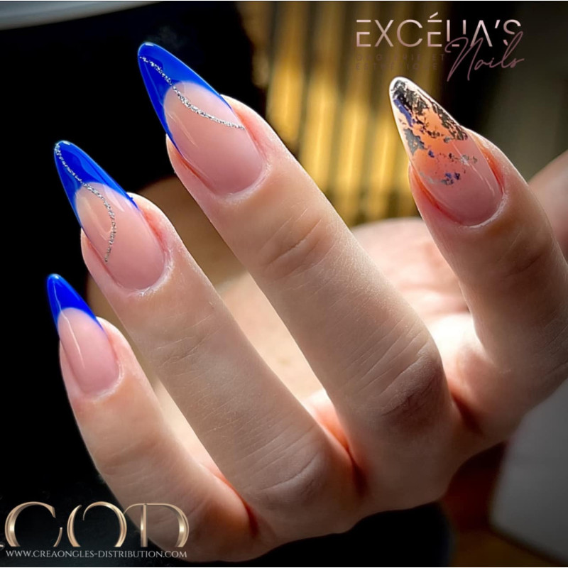 Almond fait avec le My Color My Universe