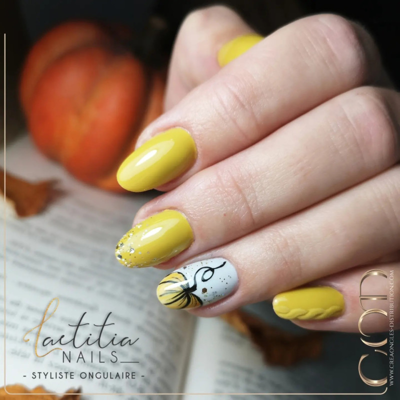 Rounded fais avec le My Color Marcia Baila