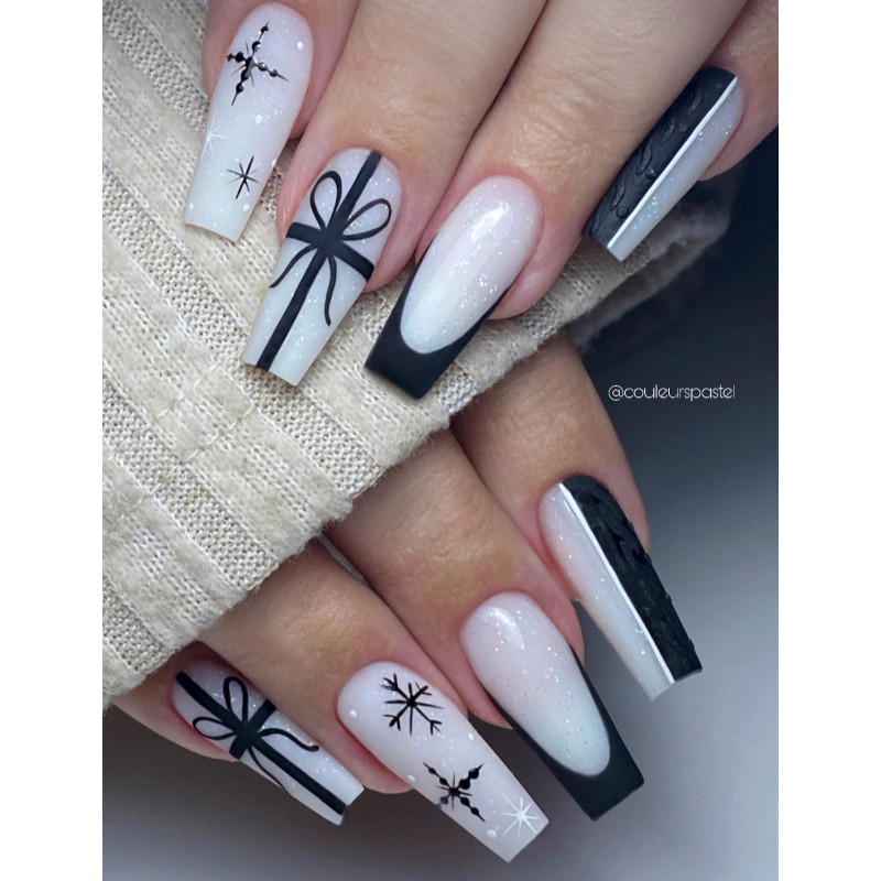 Sqaure fait avec le Easy Glitter Milky White