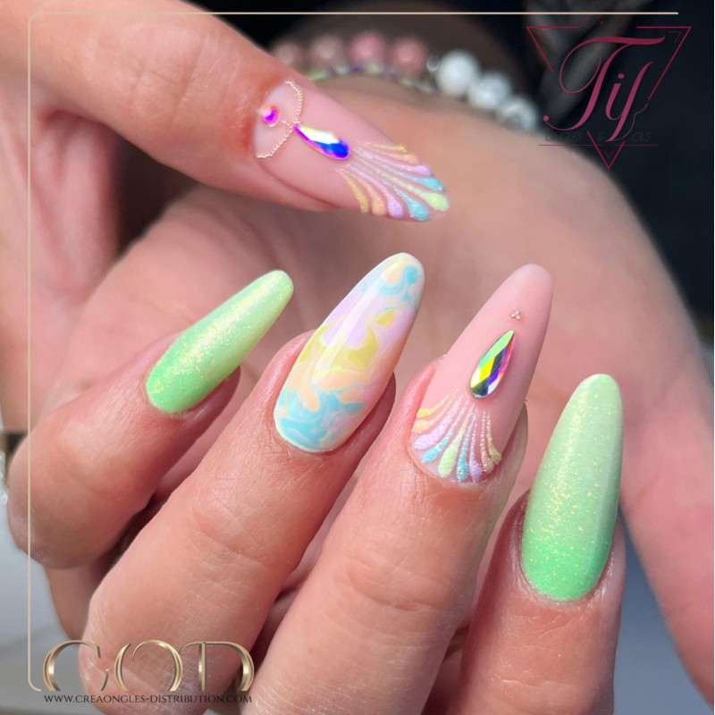 Stiletto fait avec le My Color Bachata 