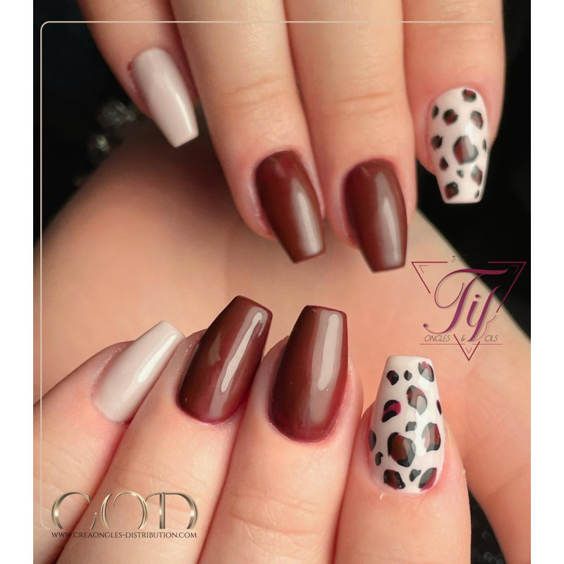Ballerina fait avec le Gel Couleur Nude