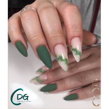 Stiletto artistique fait avec le My Color Money Money