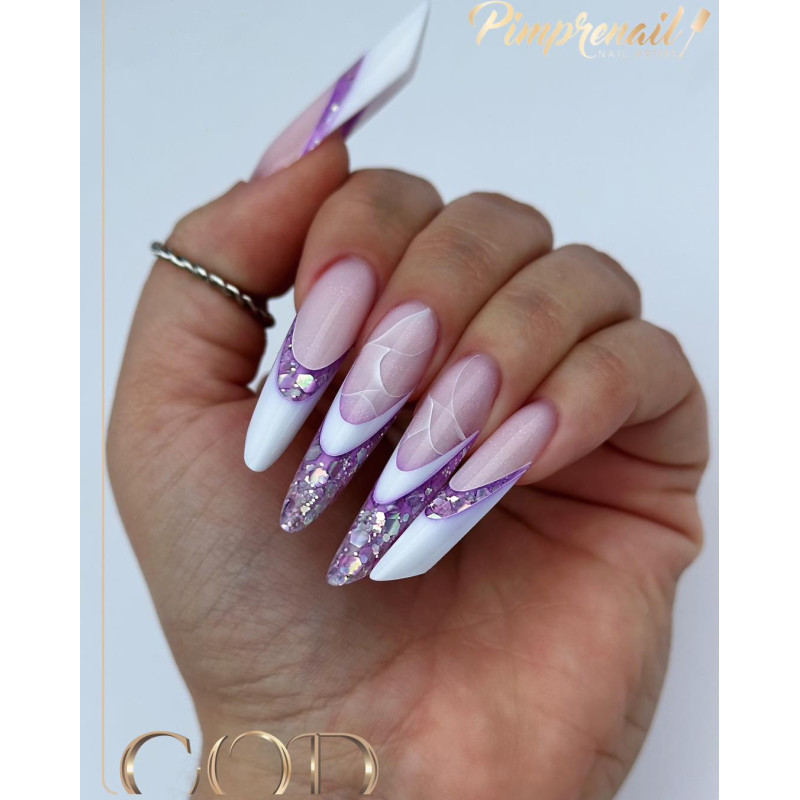 Almond fait avec de l'Acrygel White