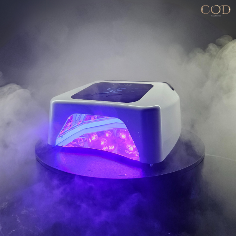 Lampe UV/LED Pro allumé