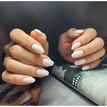 Almond fait avec le Pro Liquid Gel Luminous