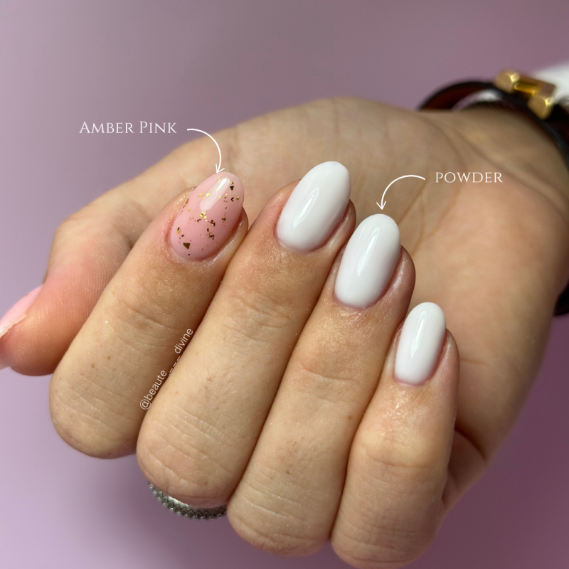 Oval fait avec le Pro Liquid Gel Amber Pink
