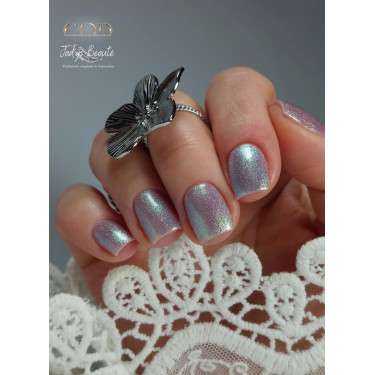 Oval fait avec le My color Celestial Pearl