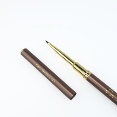 Zoom sur pointe du pinceau One Stroke n°1