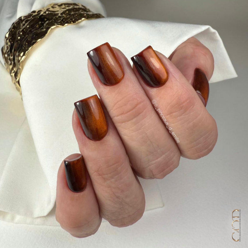 Pose carrée avec le Cat Eye Macchiato