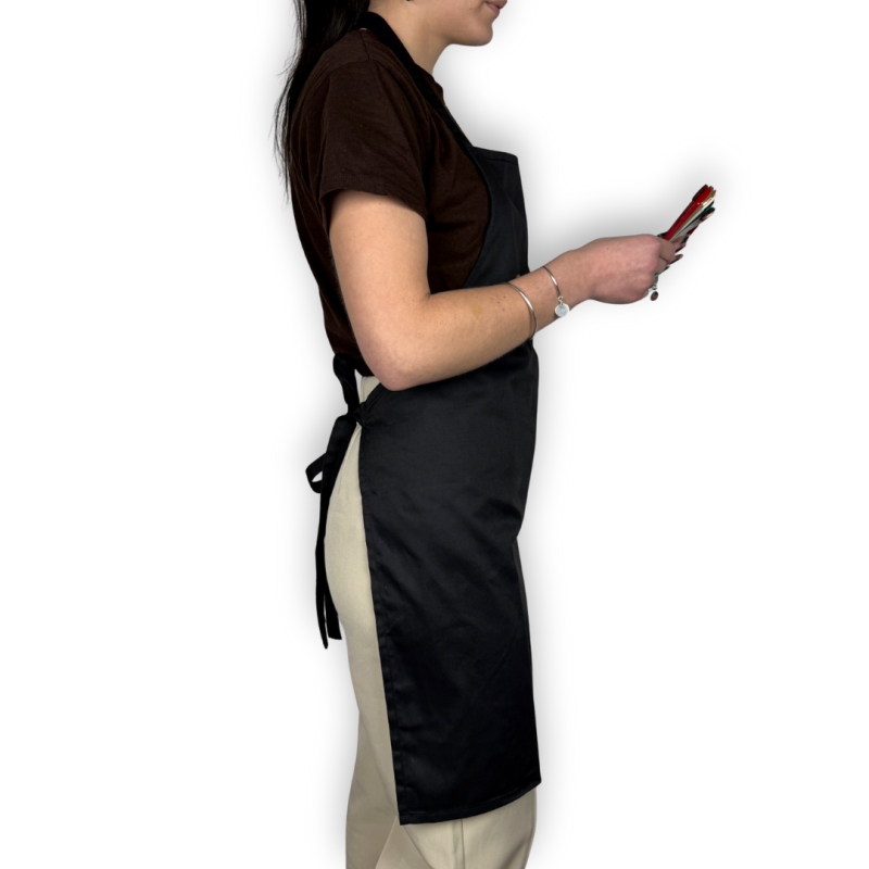 Tablier noir COD de profil porté