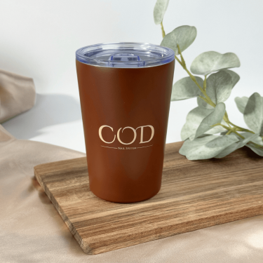 Photo avec joli fond du mug isotherme marron COD