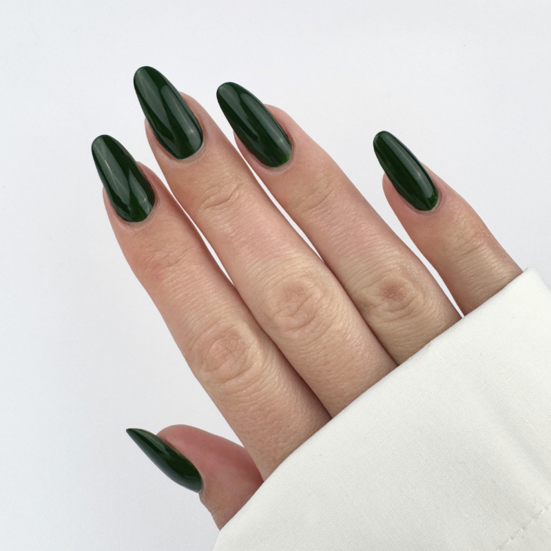 Pose en amande avec le Green Ritual