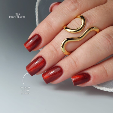 Pose carrée avec le My Color Cat Eye Glowing