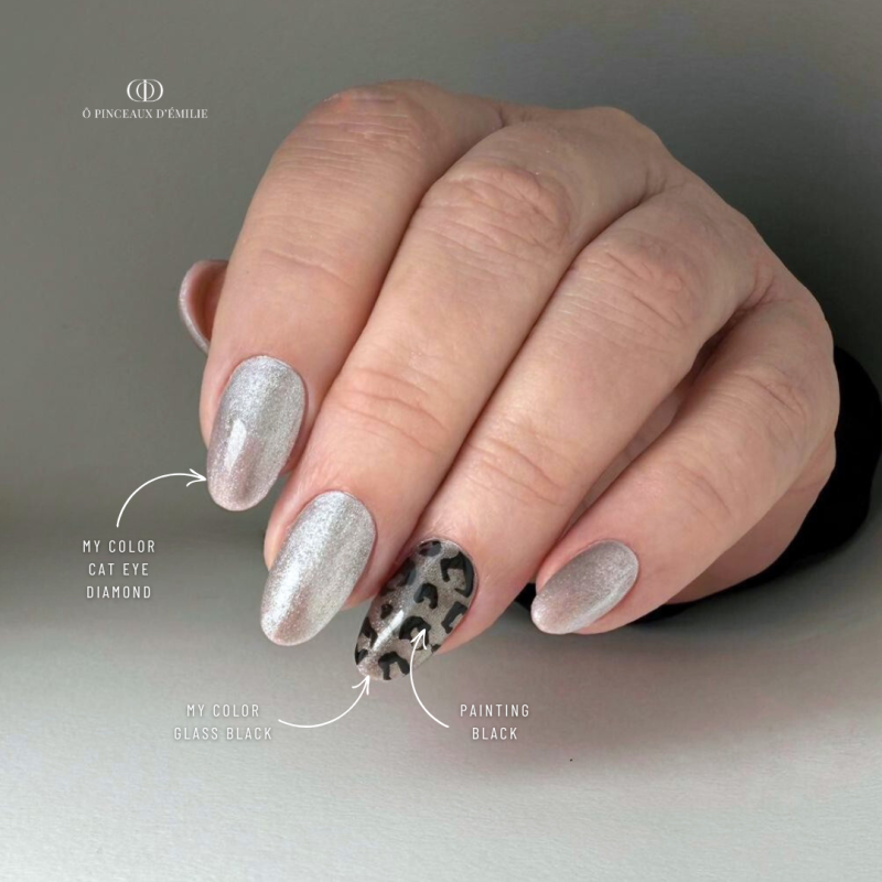 Pose en amandes avec le My Color Cat Eye Diamond