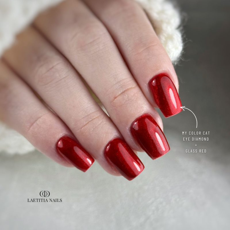 Pose carrée avec le My Color Glass Red