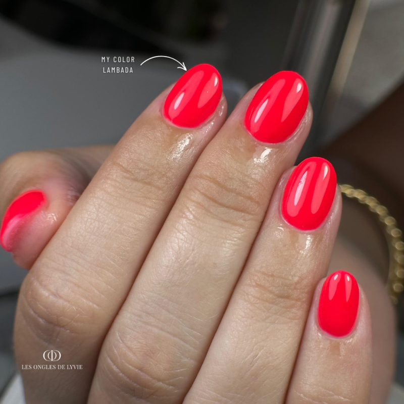 Pose d'ongles ovale avec le My Color Lambada