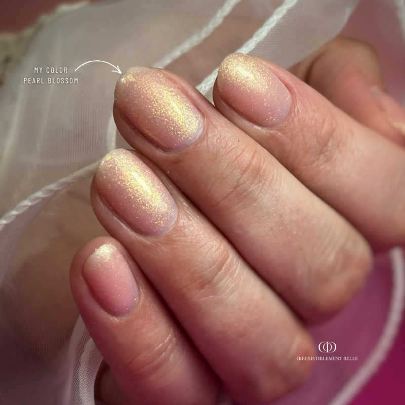Pose d'ongles ovale avec le My Color Pearl Blossom