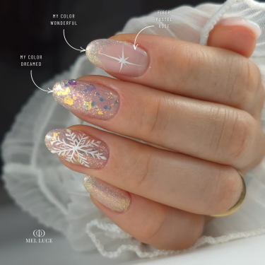 Pose d'ongles en amandes avec le My Color Wonderful, blanc irisé aurora