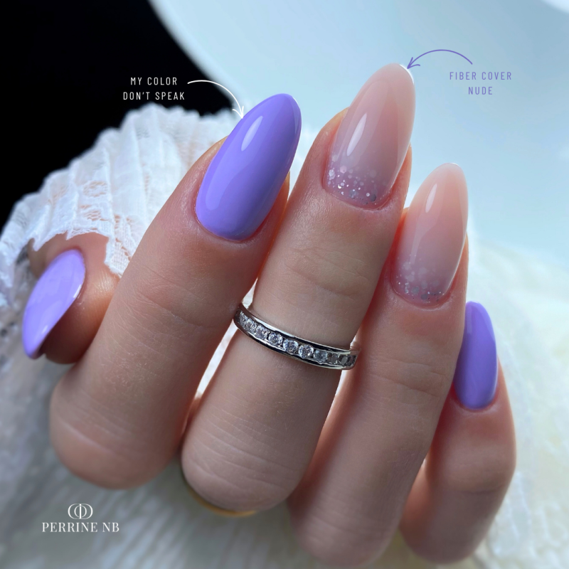 Pose en amandes avec le My Color Don't Speak, parme