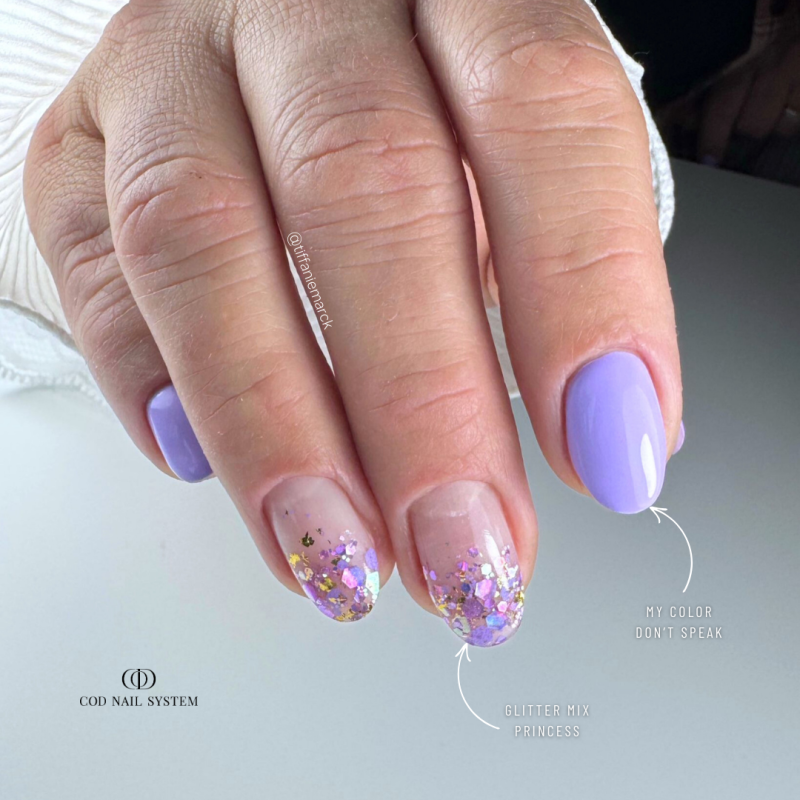 Pose en amandes avec le My Color Don't Speak, parme