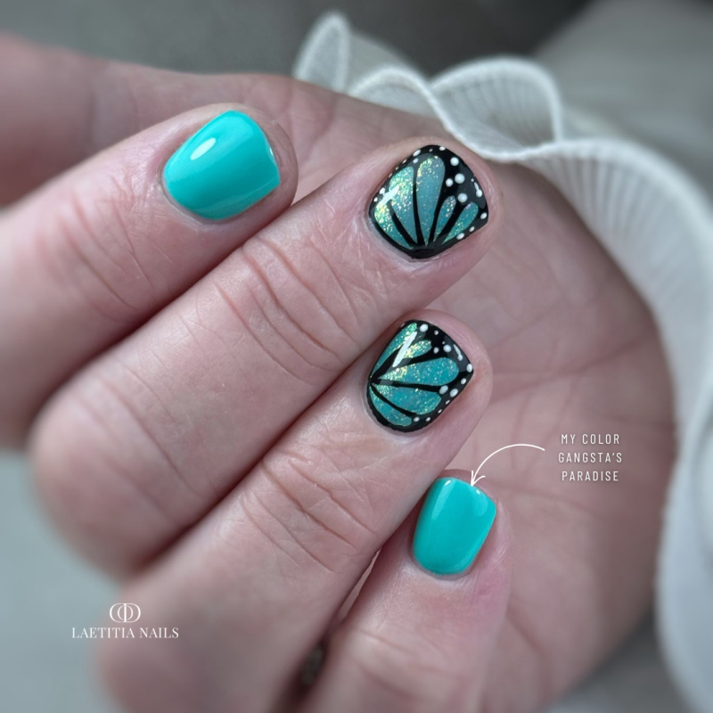 Pose d'ongles carrée avec le My Color Gangsta's Paradise, vert turquoise