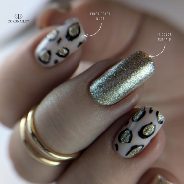 Pose en amandes avec le My Color Mermaid, doré diamanté