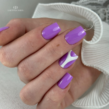 Pose carrée avec le My Color Mermaid, violet rose