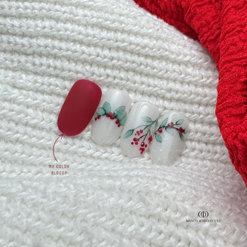 Capsules d'ongles faites avec le My Color Bloody