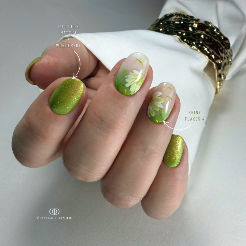 Pose ovale avec les paillettes Shiny Flakes 4