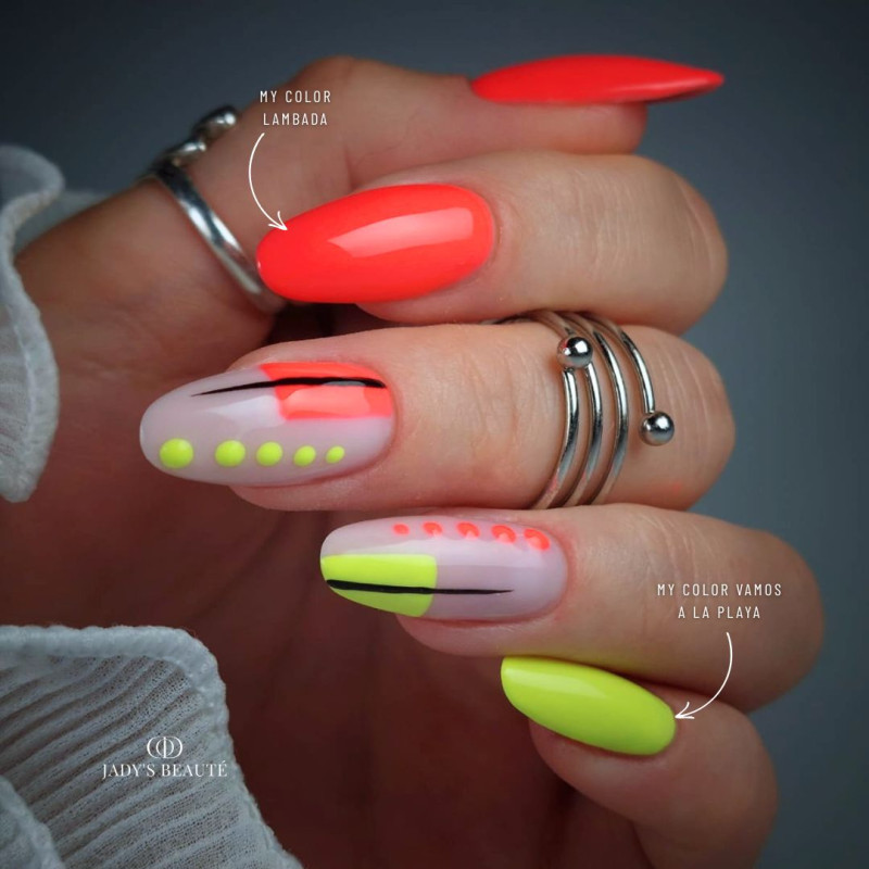 Ovale long réalisé avec le My color vamos a la playa