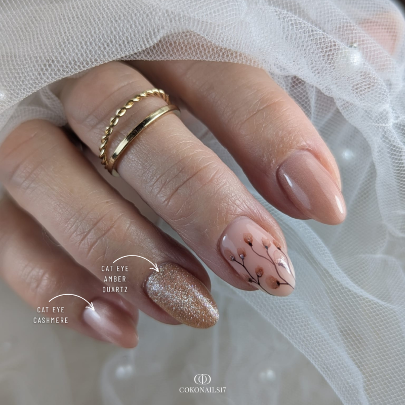 pose nude cat eye