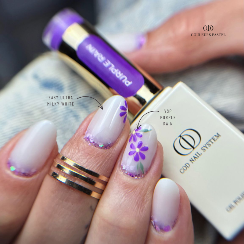 Pose en amande avec le VSP Purple Rain violet