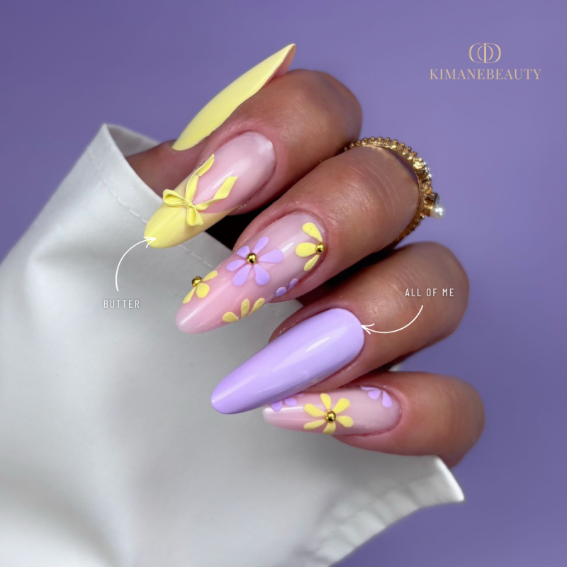 pose amande longue couleur pastel jaune et violet