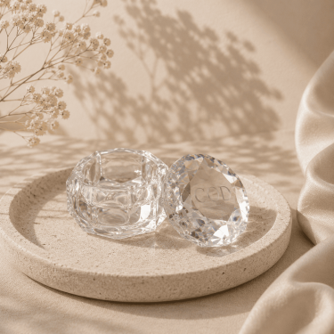 godet pour les liquides des ongles