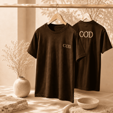 t-shirt marron over size logoté COD Nail System