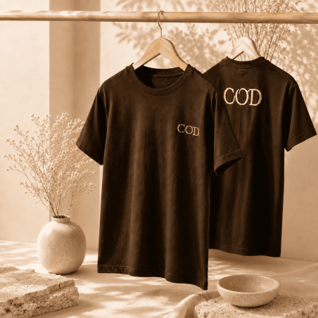 t-shirt marron over size logoté COD Nail System