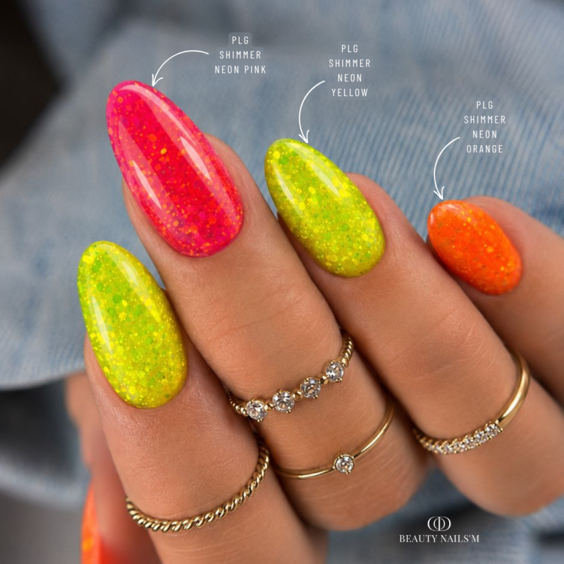 Pose d'ongles en amandes avec le PLG Shimmer Neon Orange, Pink et Yellow