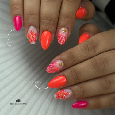 Pose en amande avec les VSP My Type, pink néon