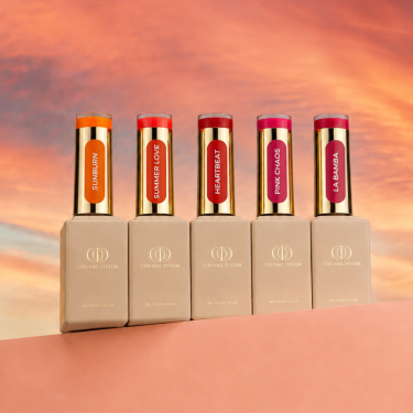 Flacon de la collection Sunrise, vernis semi-permanent néon orange et rose