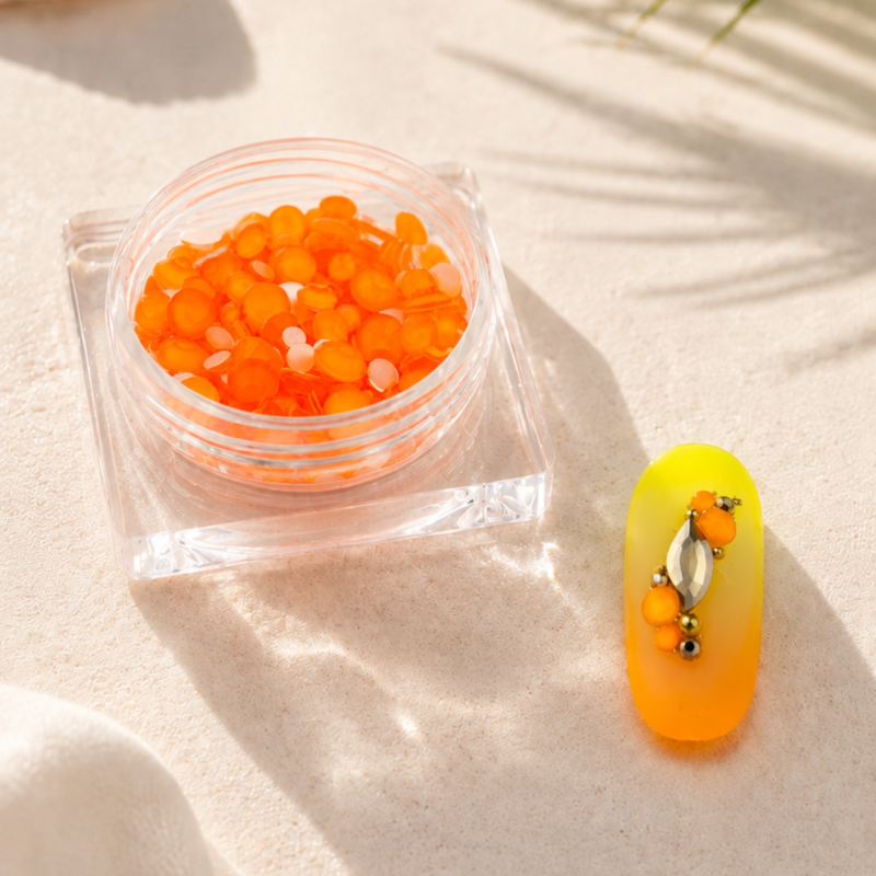 Strass Néon Orange sur capsules