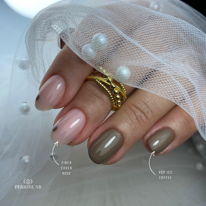 Pose ovale avec le vernis semi permanent Ice Coffee