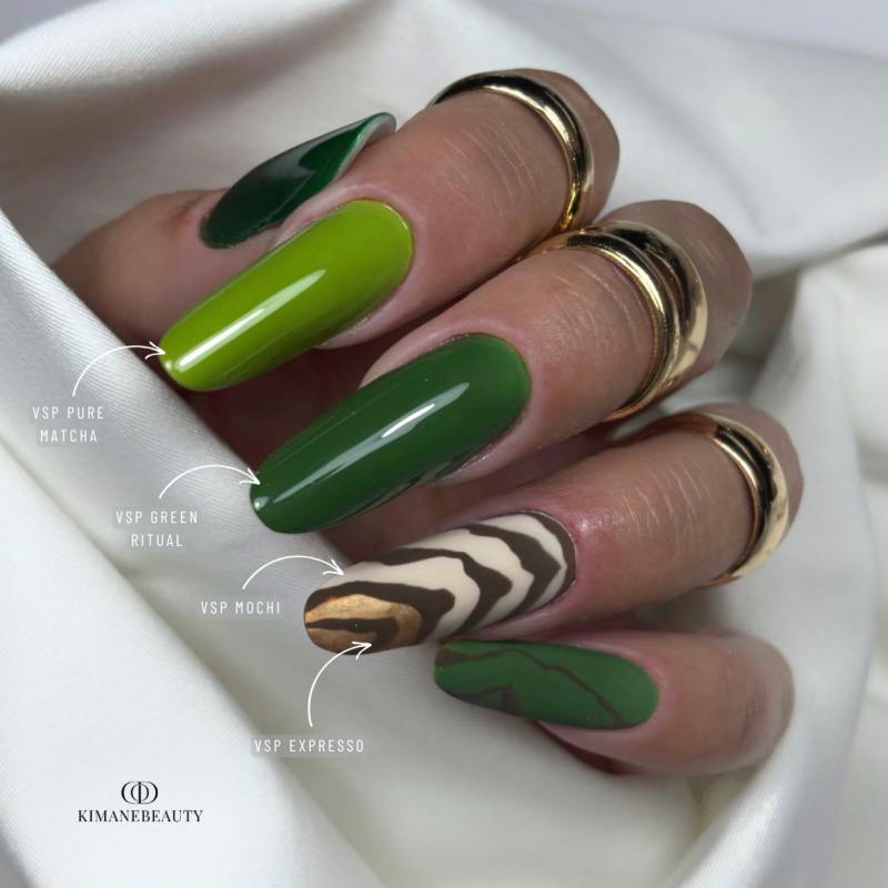 Pose en amande avec le vernis semi permanent Pure Matcha, Green Ritual, Expresso et Mochi